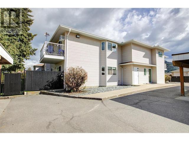 213 - 211 Kildonan Avenue, Condo with 2 bedrooms, 1 bathrooms and 1 parking in Enderby BC | Image 1