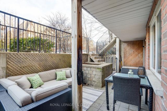 902 - 9 Shank St, Townhouse with 3 bedrooms, 1 bathrooms and 1 parking in Toronto ON | Image 19