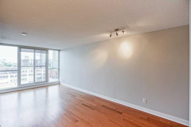 820 - 320 Richmond St E, Condo with 1 bedrooms, 1 bathrooms and 0 parking in Toronto ON | Image 7