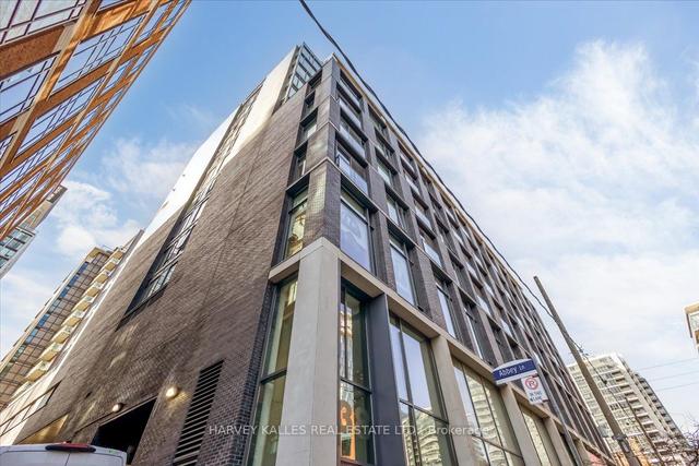 1105 - 138 Princess St, Condo with 2 bedrooms, 2 bathrooms and 1 parking in Toronto ON | Image 28