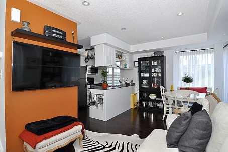 th 1 - 817 Dundas St E, Townhouse with 2 bedrooms, 2 bathrooms and 1 parking in Toronto ON | Image 4