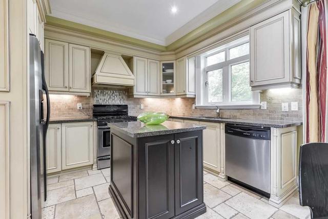 61 Routliffe Lane, House attached with 3 bedrooms, 3 bathrooms and 1 parking in Toronto ON | Image 7