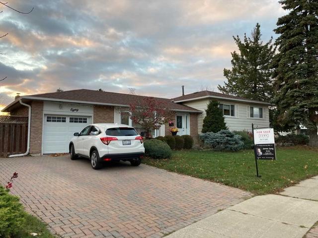 80 La Peer Blvd, House detached with 3 bedrooms, 2 bathrooms and 5 parking in Toronto ON | Image 39