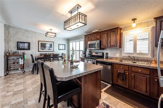 3 Cricklewood Crescent, Home with 2 bedrooms, 2 bathrooms and 1 parking in Haldimand County ON | Image 14