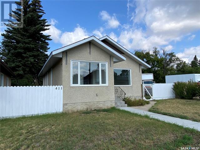 411 Main Street, House detached with 2 bedrooms, 1 bathrooms and null parking in Biggar SK | Image 31