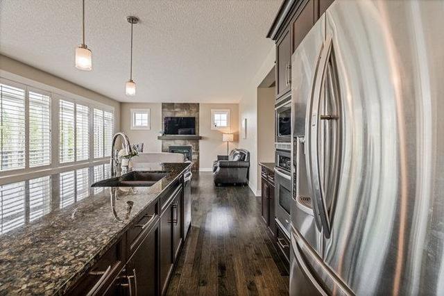 9302 14 Avenue Sw, House detached with 5 bedrooms, 3 bathrooms and 4 parking in Calgary AB | Image 1
