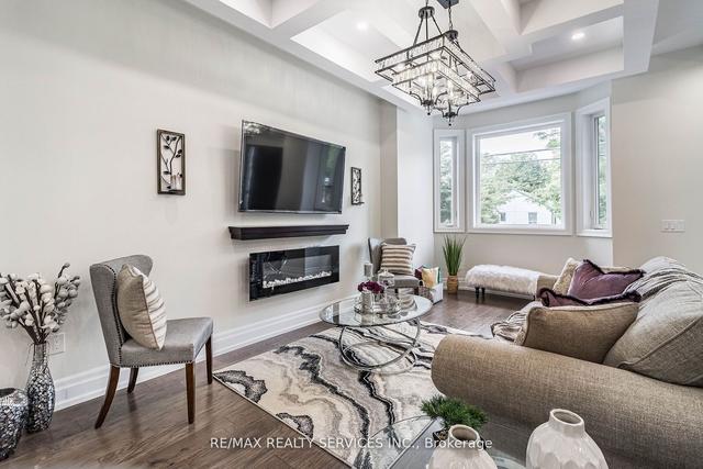 603 Royal York Rd, House detached with 4 bedrooms, 5 bathrooms and 3 parking in Toronto ON | Image 11