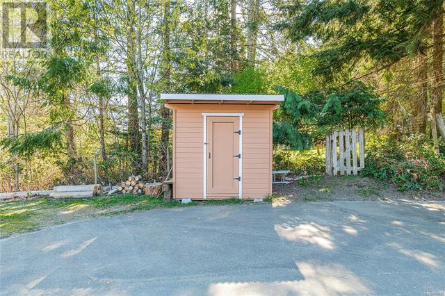 165 Booth Rd, House detached with 3 bedrooms, 2 bathrooms and 4 parking in Saltspring Island BC | Image 6
