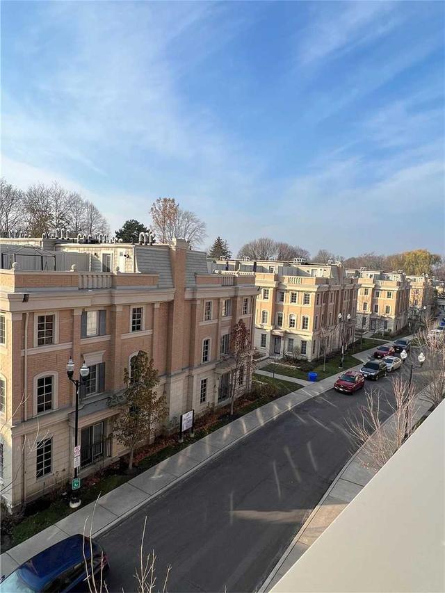 7 Hargrave Lane, Townhouse with 3 bedrooms, 3 bathrooms and 2 parking in Toronto ON | Image 1