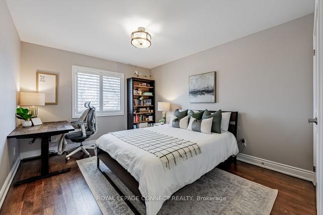 61 Long Branch Ave, House semidetached with 3 bedrooms, 4 bathrooms and 3 parking in Toronto ON | Image 6
