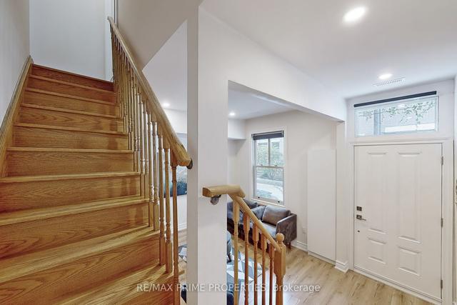 3 Percy St, House attached with 2 bedrooms, 2 bathrooms and 1 parking in Toronto ON | Image 13