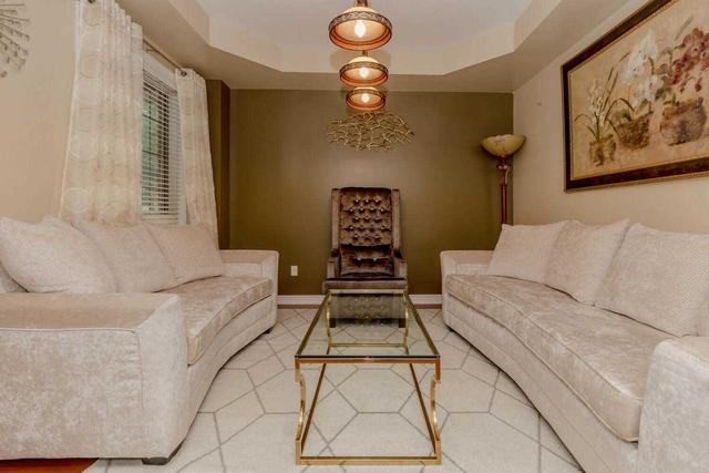 29 Eatonville St, House detached with 4 bedrooms, 4 bathrooms and 4 parking in Brampton ON | Image 36