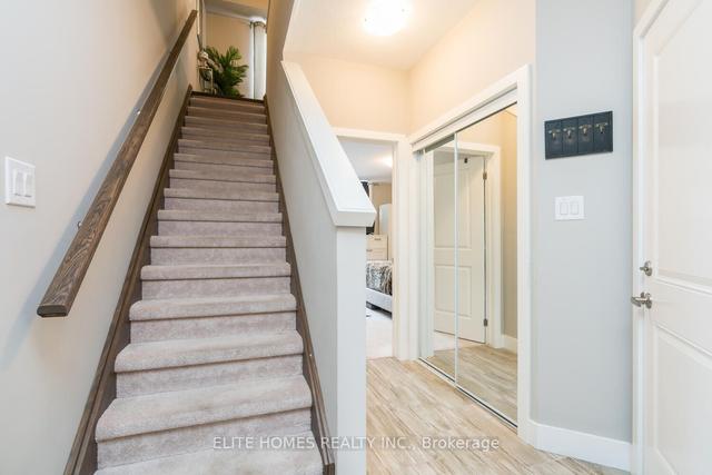 2084 Meadowgate Blvd, Townhouse with 3 bedrooms, 4 bathrooms and -2 parking in London ON | Image 16