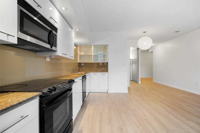 822 - 8 Telegram Mews, Condo with 2 bedrooms, 2 bathrooms and 1 parking in Toronto ON | Image 38