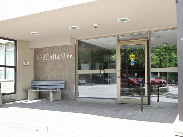 906 - 30 Malta Ave, Condo with 2 bedrooms, 2 bathrooms and 1 parking in Brampton ON | Image 4