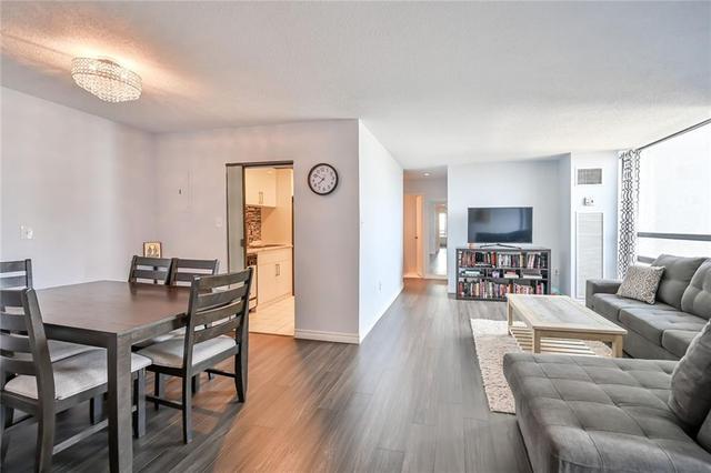 1602 - 222 Jackson Street W, Condo with 2 bedrooms, 1 bathrooms and 1 parking in Hamilton ON | Image 5