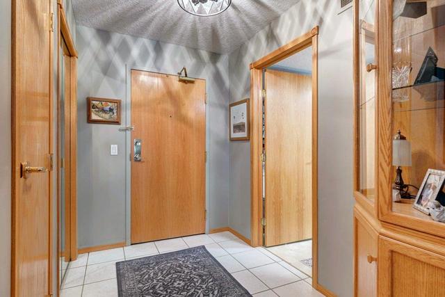 127 - 8535 Bonaventure Drive Se, Condo with 1 bedrooms, 1 bathrooms and 2 parking in Calgary AB | Image 1