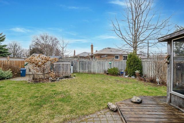 39 Stevens Cres, House detached with 3 bedrooms, 2 bathrooms and 1 parking in Halton Hills ON | Image 30