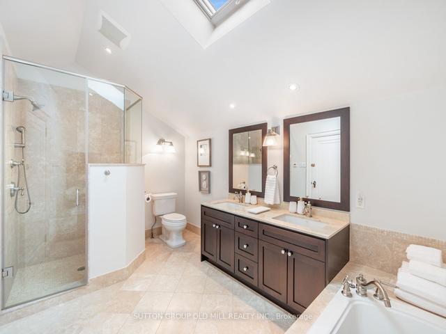 231 Grenview Blvd S, House detached with 3 bedrooms, 3 bathrooms and 3 parking in Toronto ON | Image 14