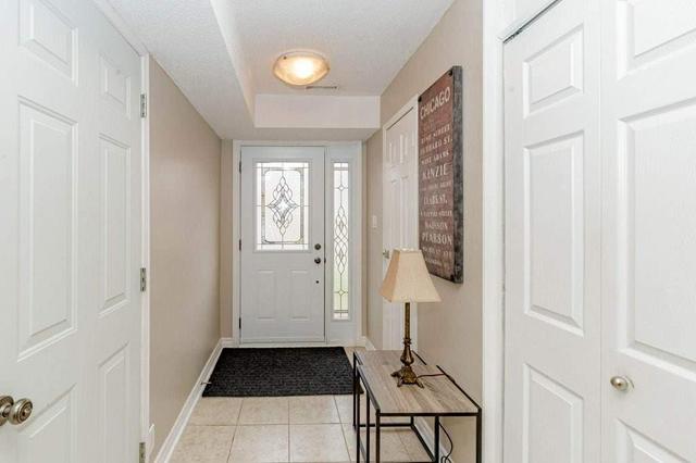 69 - 69 Morley Cres S, Townhouse with 3 bedrooms, 2 bathrooms and 2 parking in Brampton ON | Image 12