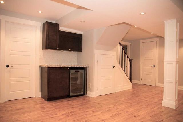 2539 Valencia Rd, House detached with 3 bedrooms, 4 bathrooms and 4 parking in Mississauga ON | Image 7