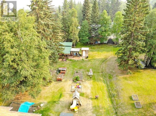563 Marsh Road, House detached with 4 bedrooms, 2 bathrooms and null parking in Cariboo I BC | Image 12