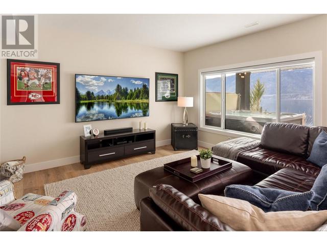 3452 Granite Close, House detached with 3 bedrooms, 2 bathrooms and 2 parking in Kelowna BC | Image 38