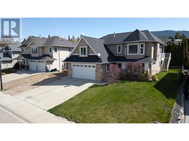 1770 23 Street Ne, House detached with 5 bedrooms, 3 bathrooms and 2 parking in Salmon Arm BC | Image 1