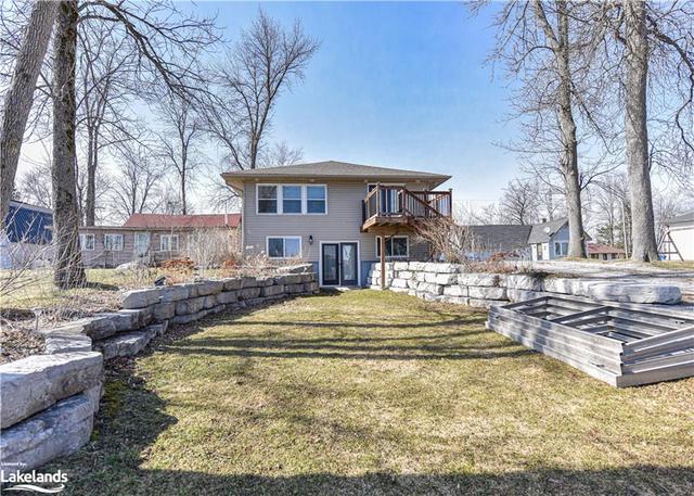 215 Avery Point Road, House detached with 5 bedrooms, 2 bathrooms and 4 parking in Kawartha Lakes ON | Image 12
