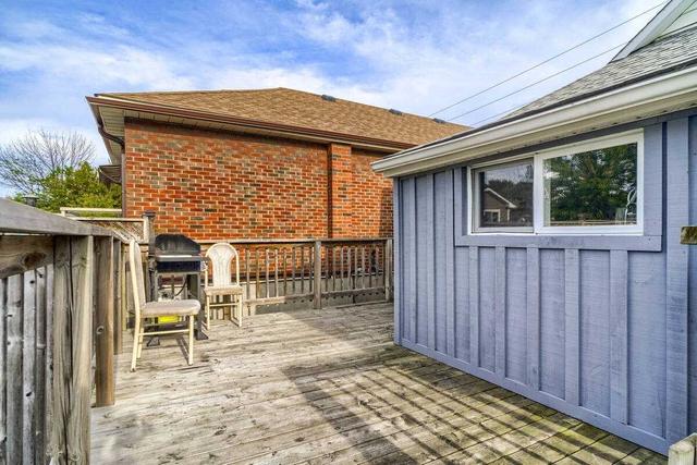 340 Olive Ave, House detached with 2 bedrooms, 1 bathrooms and 3 parking in Oshawa ON | Image 7