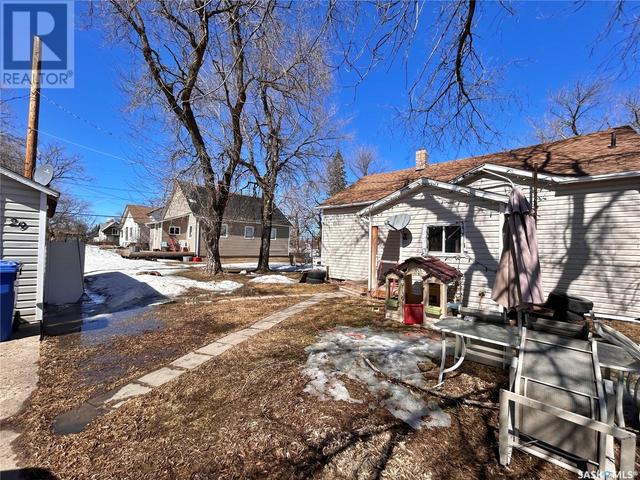 29 Carlton Street, House detached with 3 bedrooms, 1 bathrooms and null parking in Redvers SK | Image 36