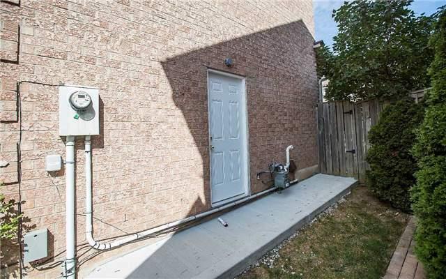 12 Vivians Cres, House detached with 3 bedrooms, 2 bathrooms and 2 parking in Brampton ON | Image 19