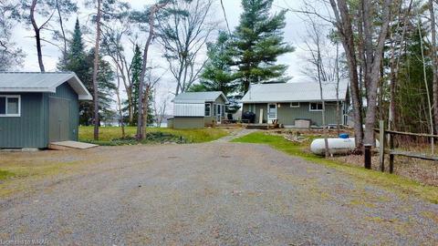 1054 Cove Road, Utterson, ON, P0B1M0 | Card Image
