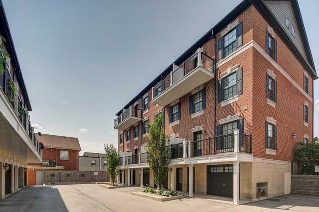 16 - 10060 Keele St, Townhouse with 3 bedrooms, 3 bathrooms and 2 parking in Vaughan ON | Image 35