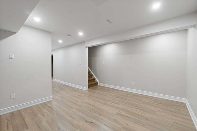 78 Ashbury Blvd, House detached with 4 bedrooms, 4 bathrooms and 4 parking in Ajax ON | Image 4