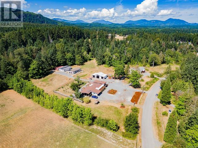 12844&12838 Ivey Rd, House detached with 9 bedrooms, 5 bathrooms and 10 parking in Cowichan Valley H BC | Image 3