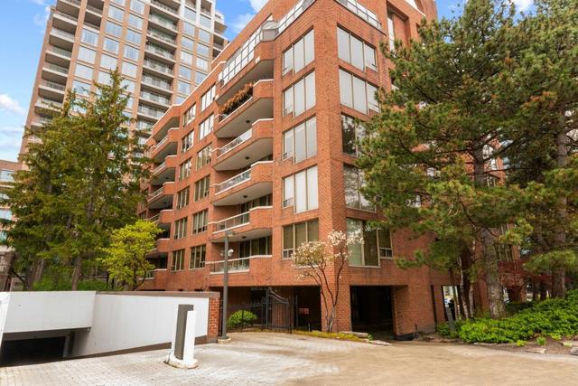 ph 2 - 2 Lynwood Ave, Condo with 2 bedrooms, 4 bathrooms and 3 parking in Toronto ON | Image 1