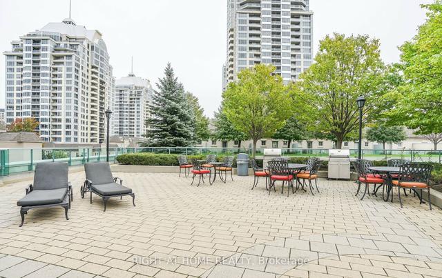 612 - 17 Barberry Pl, Condo with 1 bedrooms, 2 bathrooms and 1 parking in Toronto ON | Image 11
