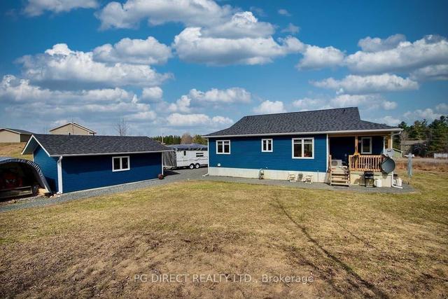 26 Meadowcrest Dr, House detached with 3 bedrooms, 2 bathrooms and 12 parking in McDougall ON | Image 7