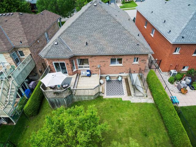 1052 Broughton Lane, House detached with 3 bedrooms, 2 bathrooms and 6 parking in Newmarket ON | Image 31