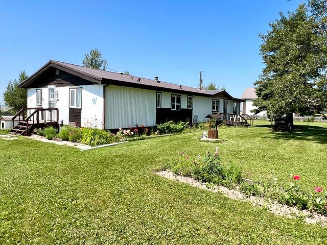 374004 Rge Rd 5 0, House detached with 4 bedrooms, 2 bathrooms and 6 parking in Clearwater County AB | Image 1