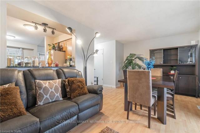 17 - 240 London Rd W, Townhouse with 3 bedrooms, 2 bathrooms and 1 parking in Guelph ON | Image 2