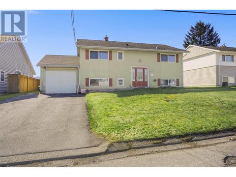 67 White Street, House detached with 3 bedrooms, 2 bathrooms and null parking in Kitimat BC | Card Image