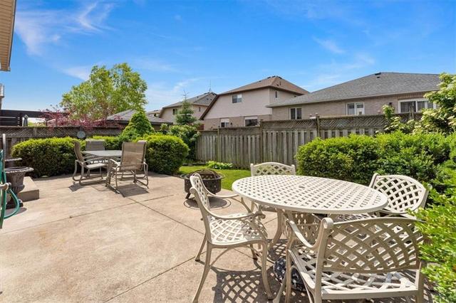 22 Durrell Court, House detached with 3 bedrooms, 2 bathrooms and 2 parking in Hamilton ON | Image 33