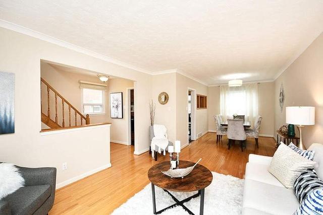 2348 Brookhurst Rd, House semidetached with 3 bedrooms, 2 bathrooms and 4 parking in Mississauga ON | Image 29
