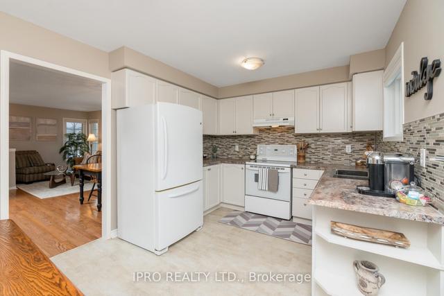 85 Springview Dr, House detached with 2 bedrooms, 2 bathrooms and 3 parking in Brampton ON | Image 16