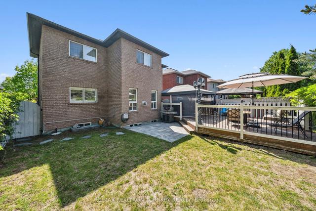 815 Best Circ, House detached with 3 bedrooms, 4 bathrooms and 4 parking in Newmarket ON | Image 22