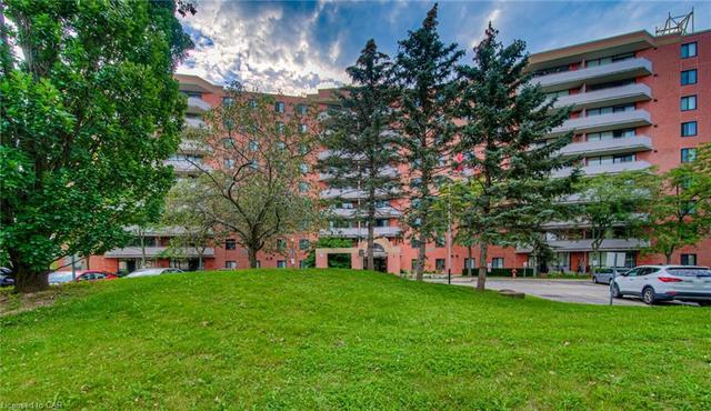106 - 9 Bonheur Court, House attached with 1 bedrooms, 1 bathrooms and 1 parking in Brantford ON | Image 17