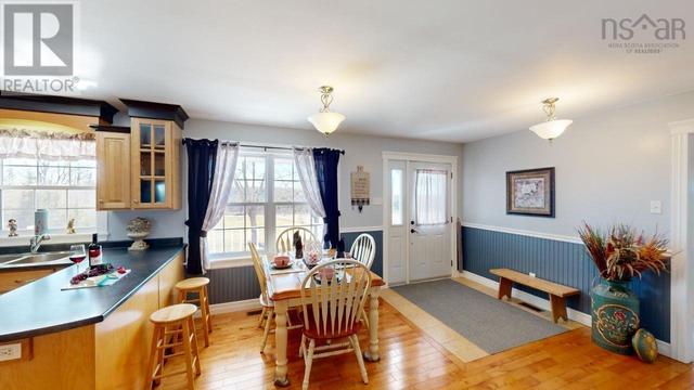 502 Lake Road, House detached with 2 bedrooms, 2 bathrooms and null parking in East Hants NS | Image 11