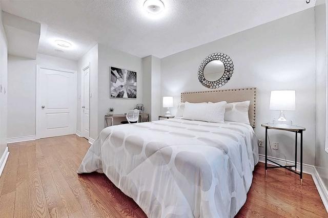 th 6 - 1 Rean Dr, Townhouse with 2 bedrooms, 3 bathrooms and 2 parking in Toronto ON | Image 16